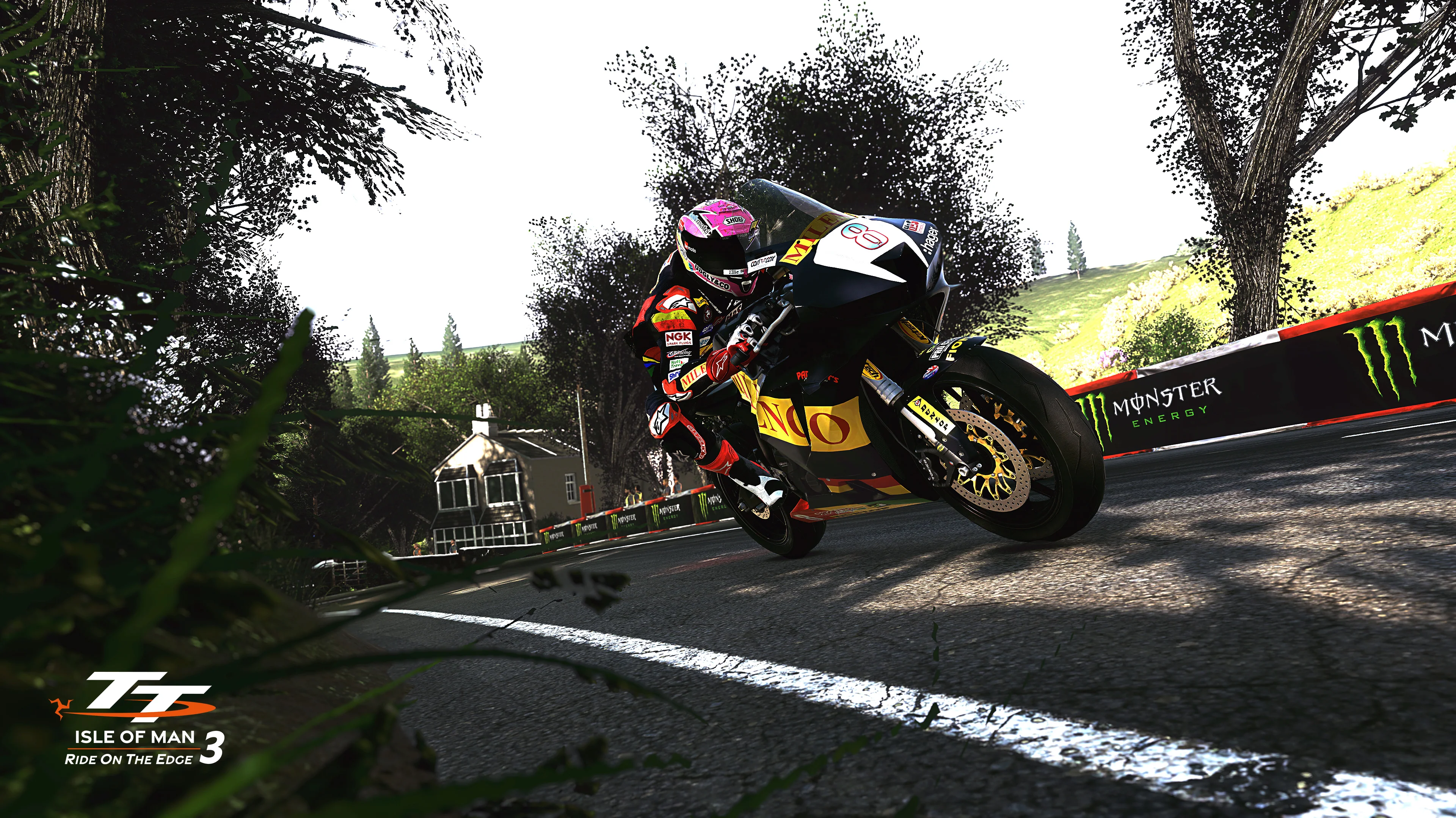 TT ISLE OF MAN RIDE ON THE EDGE 3 - XBOX ONE/XBOX SERIES X - Image 8